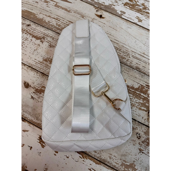 White Quilted Crossbody Sling Bag - Picture 2 of 4